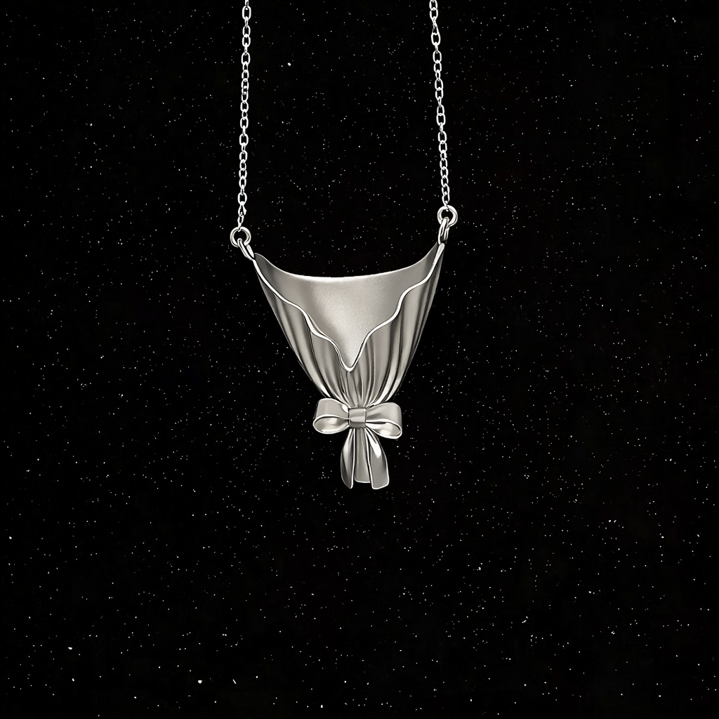 A Gift for Mom – Flower Necklace